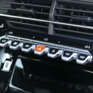 プジョー 2008 GT BlueHDi
