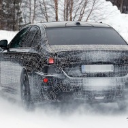 BMW M5セダン 改良新型の予想CG