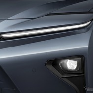 トヨタ・クラウン・エステートRS（プラグインハイブリッド車）
