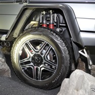 メルセデスベンツ G550 4x4 2（東京オートサロン16）