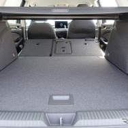 VW ゴルフヴァリアント eTSI アクティブ