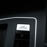 VW ゴルフヴァリアント eTSI アクティブ