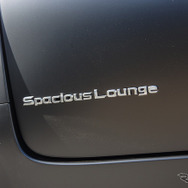 トヨタ アルファード「Spacious Lounge」（内装ブラック、HEV）