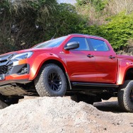 いすゞ『D-Max Arctic Trucks AT35』