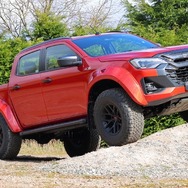 いすゞ『D-Max Arctic Trucks AT35』
