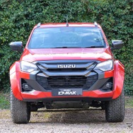 いすゞ『D-Max Arctic Trucks AT35』