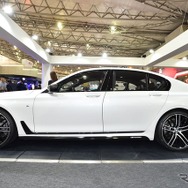 BMW 740i M Sport（東京オートサロン16）