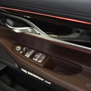 BMW 740i M Sport（東京オートサロン16）