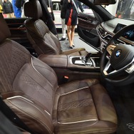 BMW 740i M Sport（東京オートサロン16）