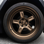 TOYOTA GRヤリス × ボルクレーシング 21C…レイズファンミーティング2025