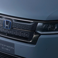 ホンダ ステップワゴン e:HEV SPADA PREMIUM LINE BLACK EDITION