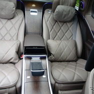 メルセデスマイバッハ EQS 680 SUV