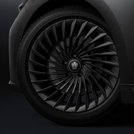 トヨタ クラウン Z “THE LIMITED-MATTE METAL”