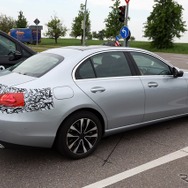 メルセデスベンツ Cクラス 改良新型、量産仕様のプロトタイプ