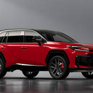 トヨタ RAV4 GRスポーツ