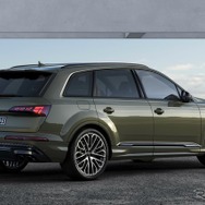 アウディ Q7