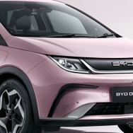 BYD『ドルフィン』の特別限定車「グレイトフル ピンク」と「ロングレンジ グレイトフル ピンク」発表