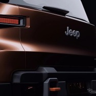 ジープ レネゲード 次期型の予想CG