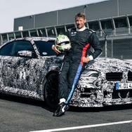 BMW『M2 CS』がドイツ・ニュルブルクリンク北コースで7分25秒5の新記録を樹立