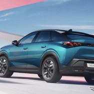 プジョー3008新型（ハイブリッド）