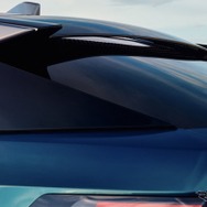 プジョー3008新型（ハイブリッド）