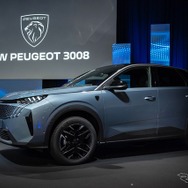 プジョー3008GT ハイブリッド