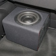 iPad×DSPアンプで叶える理想の車内音響［car audio newcomer］トヨタ プリウス by M.E.I. 後編