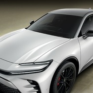 トヨタ クラウンスポーツ RS “THE 70th”