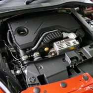 フィアット 600ハイブリッド La Prima