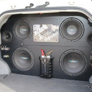 愛車でクラブサウンド！ 夫婦で楽しむプリウスαの低音チューン［car audio newcomer］by EPIC　前編
