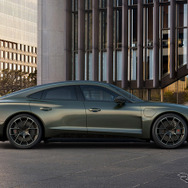 アウディRS e-tron GT performance