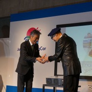 日本RV協会会長 増田浩一氏とアワード受賞者 テリー伊藤氏（キャンピングカーショー16）