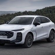 アウディ Q3スポーツバック eハイブリッド新型