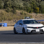 SPOON × HONDA CIVIC Type R