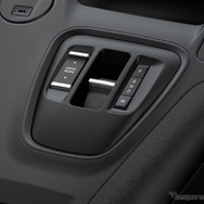 シトロエン・ベルランゴ MAX BlueHDi XTR Grip Control Package