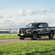 MITSUBISHI TRITON