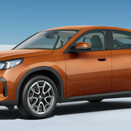 BMW X2 新型の「xDrive20d」（欧州仕様）