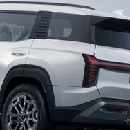 三菱 パジェロスポーツ 次期型の予想CG