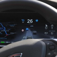 オートパイロット（自動運転）に対応したテスラモデルSによる公道走行
