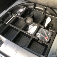 ジープ・レネゲード Altitude e-Hybrid
