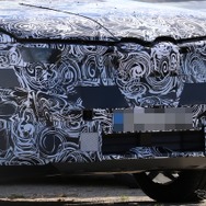BMW X1 改良新型のプロトタイプ
