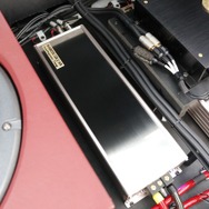 フロント3ウェイをマルチアンプシステムとする。パワーアンプにはサウンドサスペンションのMARON120.2を3台使う。