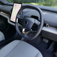 ボルボ EX30 Cross Country（クロスカントリー）