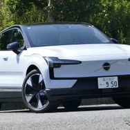 ボルボ EX30 Ultra Twin Motor Performance