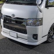 carrozzeriaデモカーのハイエース