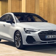 アウディA3セダン40 TFSI quattro
