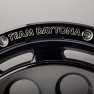 レイズ DAYTONA D9
