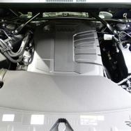 アウディ Q5 TDI クワトロ