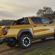 トヨタ ハイラックス 新型