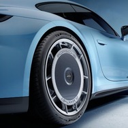 ポルシェ『911 GT3』現行型（992.2）向けのマンタイキット装着車
